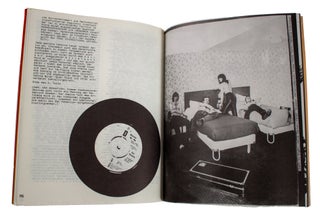 Sans Titre. Yearbook 1980s. The 80s. No. 7/8 [Throbbing Gristle]
