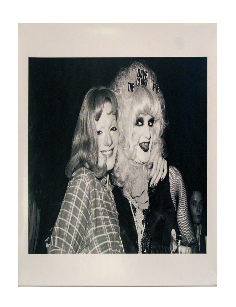 Item #8152 Jackie Curtis and Jayne County at Max&rsquo;s Kansas City. Danny Fields.